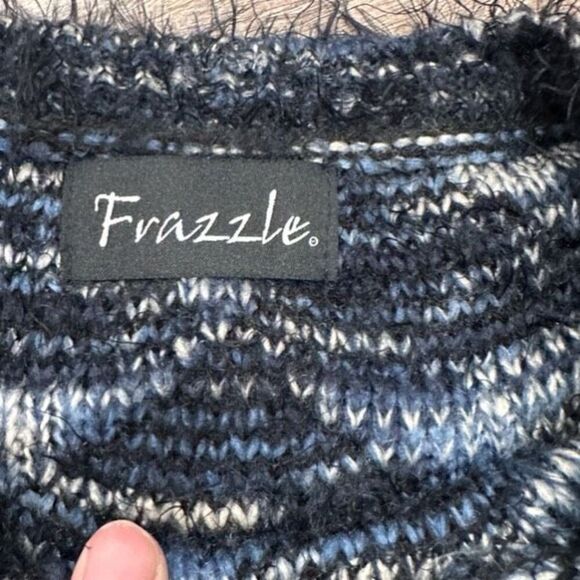 Frazzle Women's Eyelash Knit With Sleeve Fringe Poncho Sweater Black Blue Medium - Picture 2 of 13